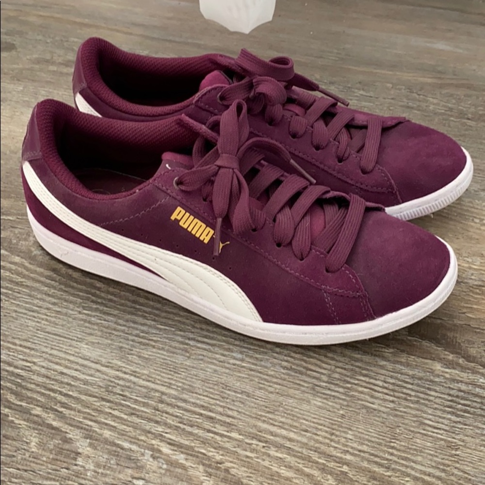 Puma size 7.5 women’s purple